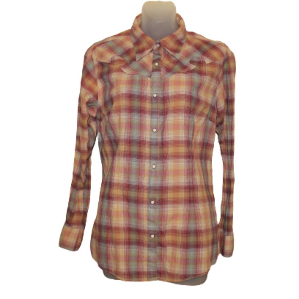 Wrangler Plaid snap shirt